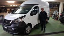 Walter Wälchli der Bürgisser AG aus Oensingen mti seinem Nissan NV300